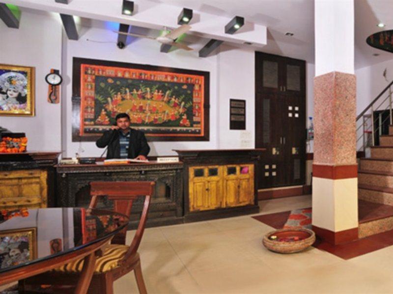 Hotel Krishna Cottage Нью-Делі Екстер'єр фото